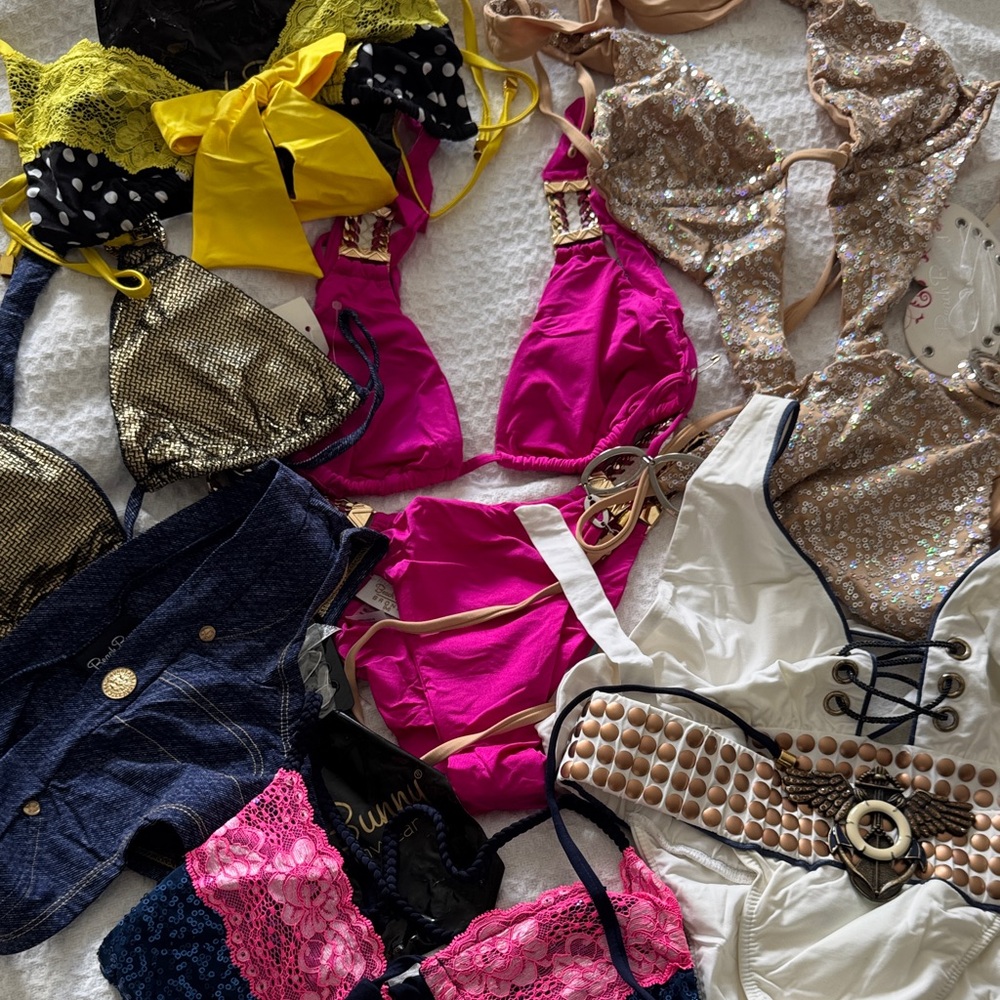 Fabric lot of beach, Bunning, bikinis, tops, and bottoms old vintage